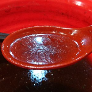 麺創研 紅 BLACK スープ2